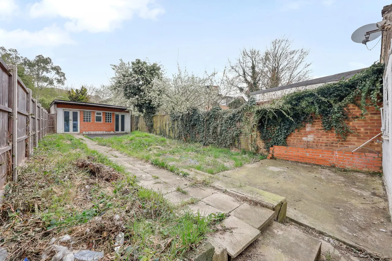 Claremont Road, London, NW2, photo 9