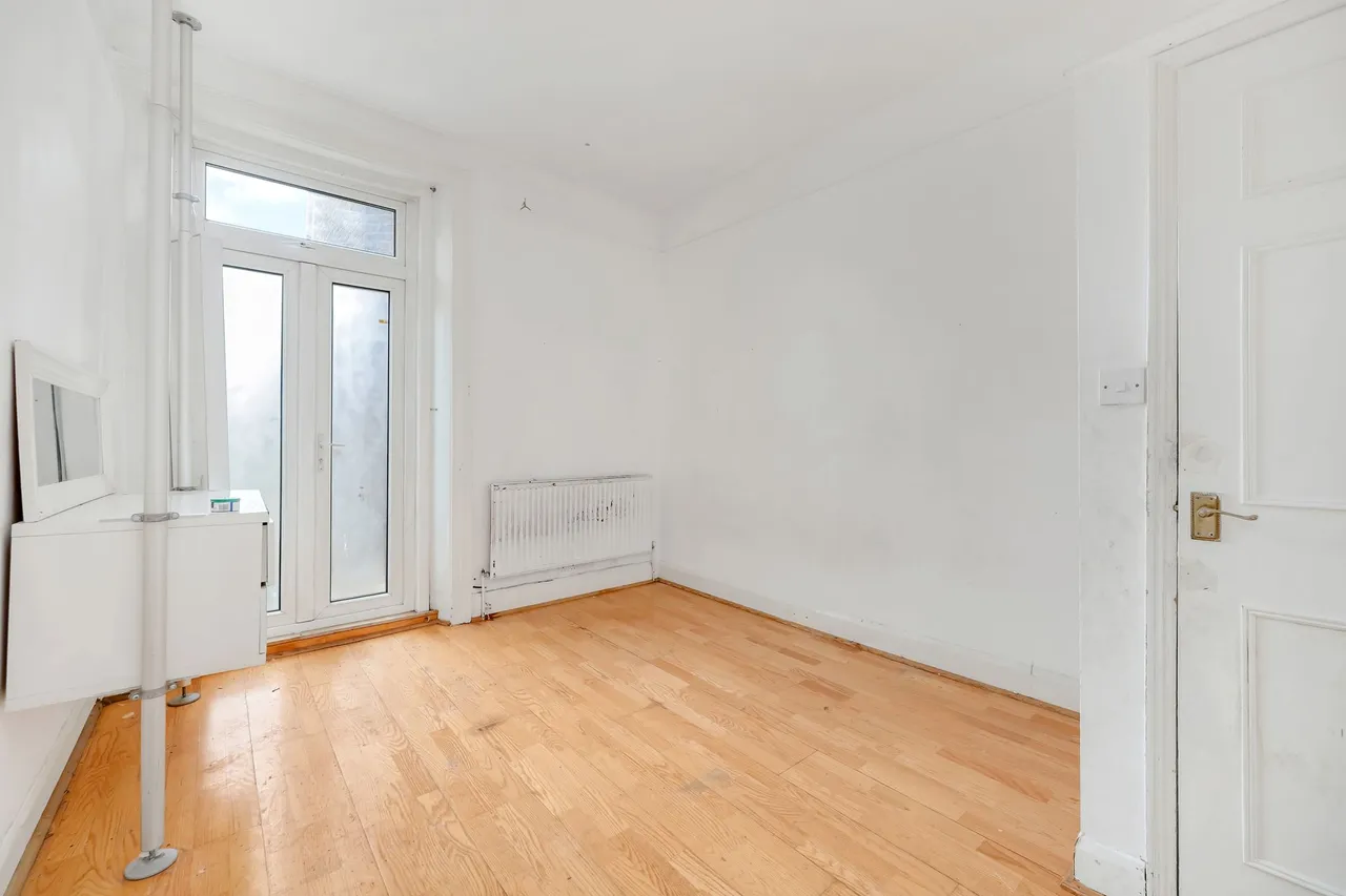 Claremont Road, London, NW2, photo 5