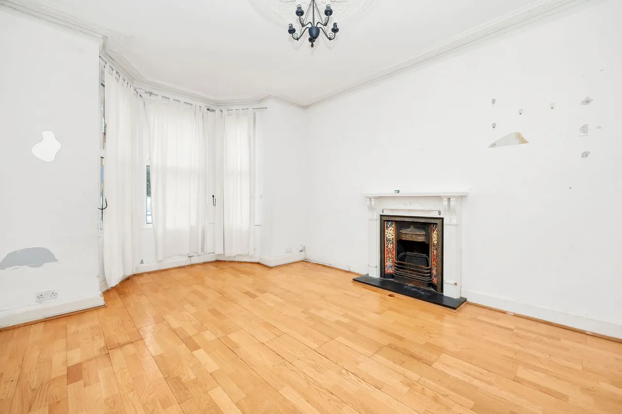 Claremont Road, London, NW2, photo 4