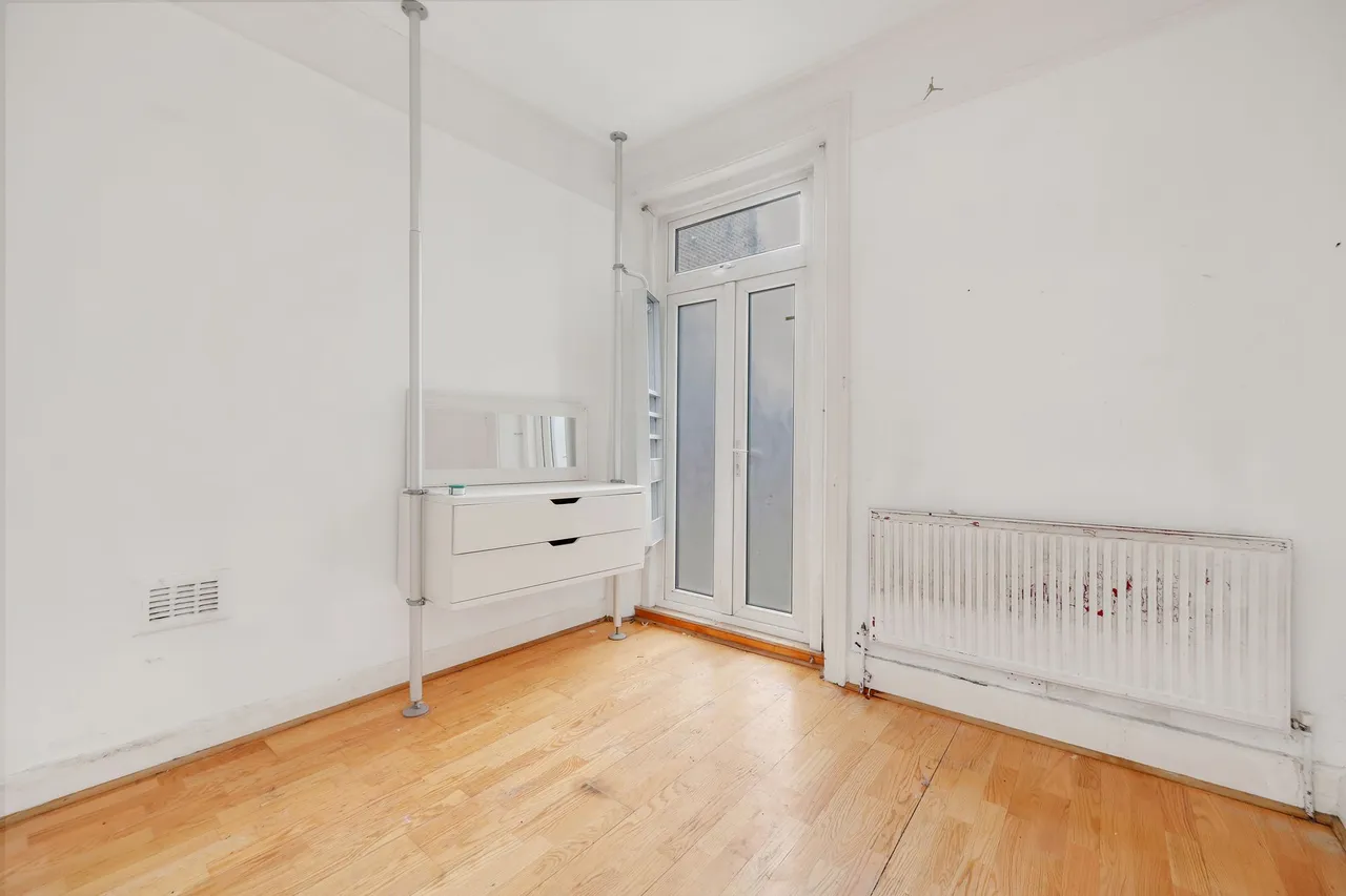 Claremont Road, London, NW2, photo 8
