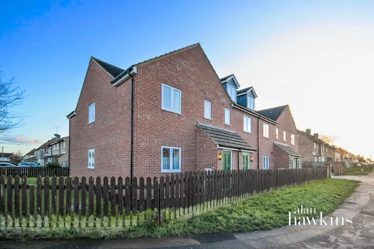 2 bed flat to rent, Let, Register your interest, SN4
