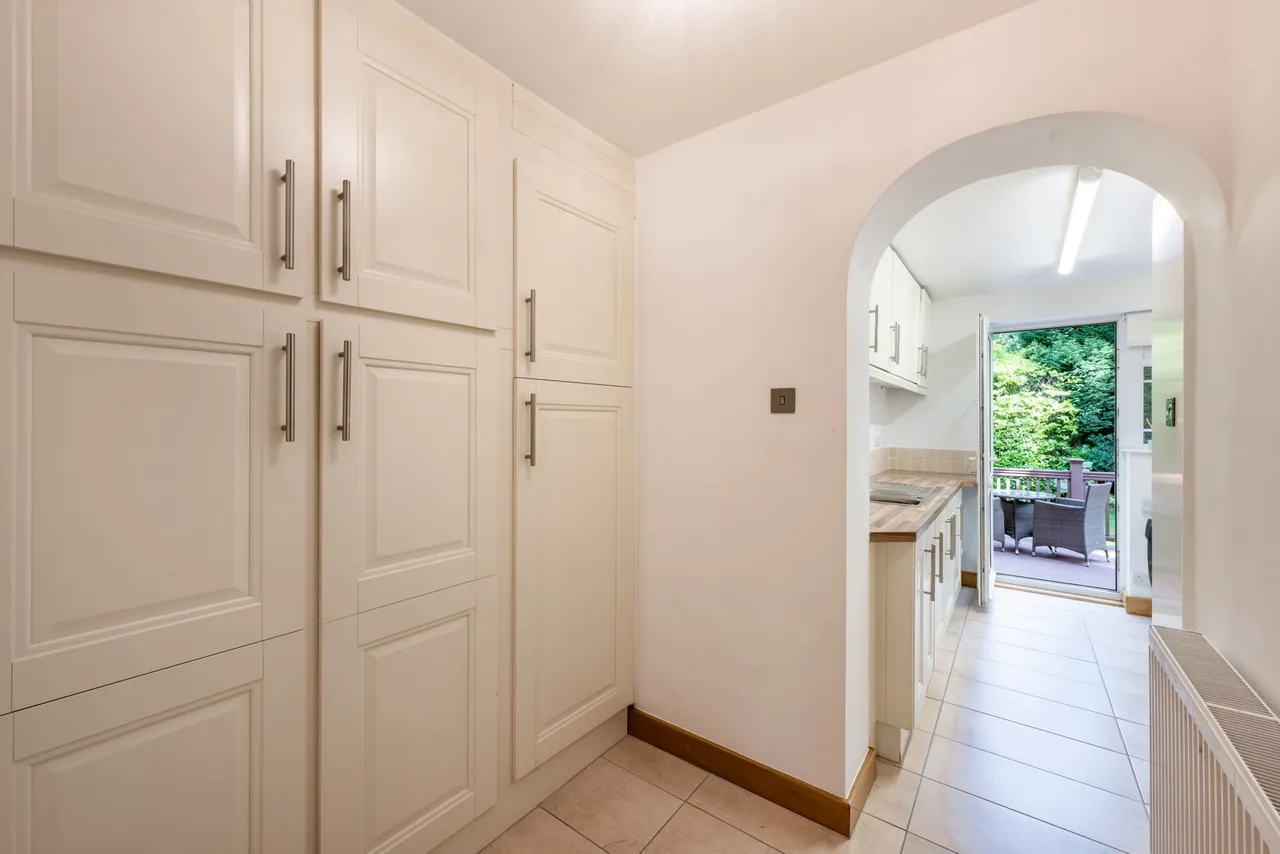 Park Drive, Little Aston, B74, photo 20