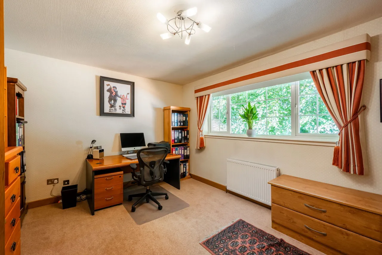 Park Drive, Little Aston, B74, photo 39