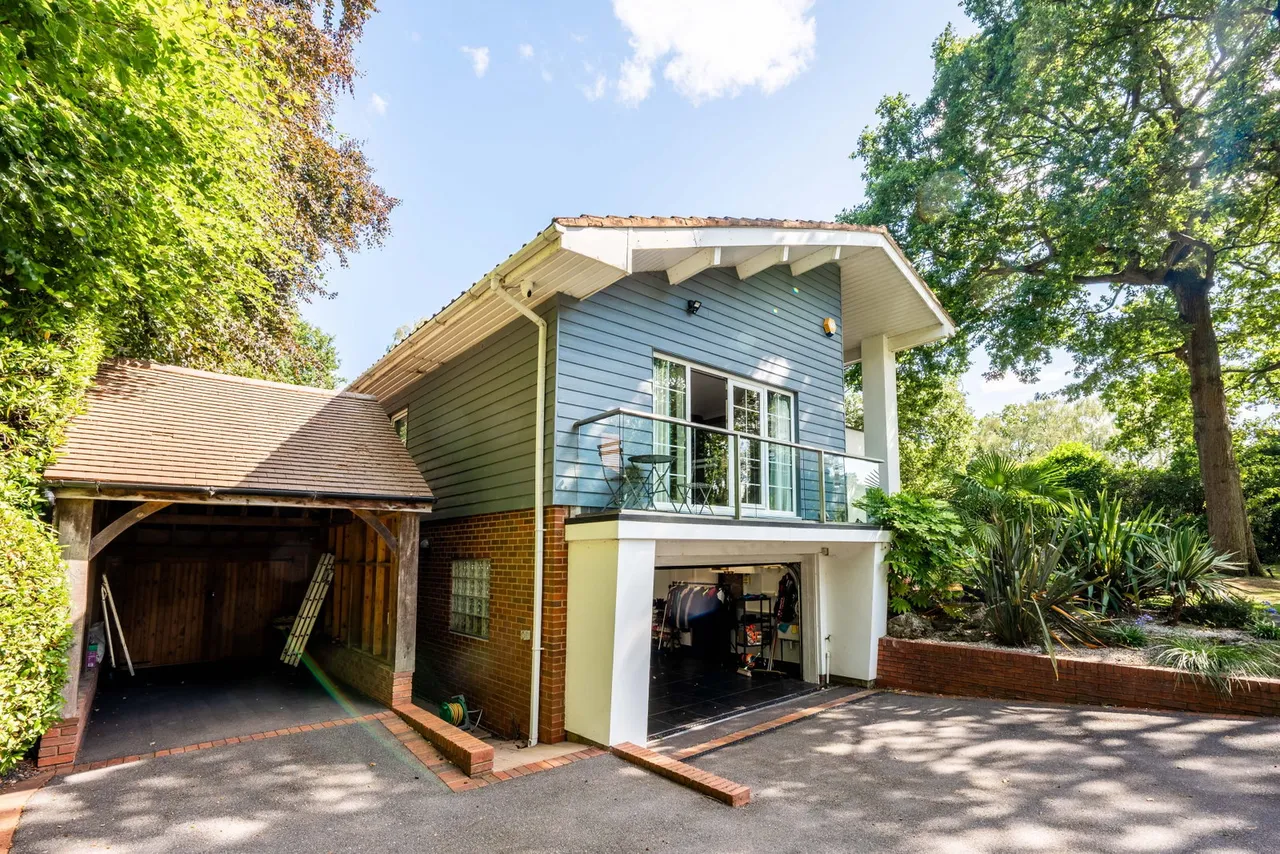 Park Drive, Little Aston, B74, photo 47