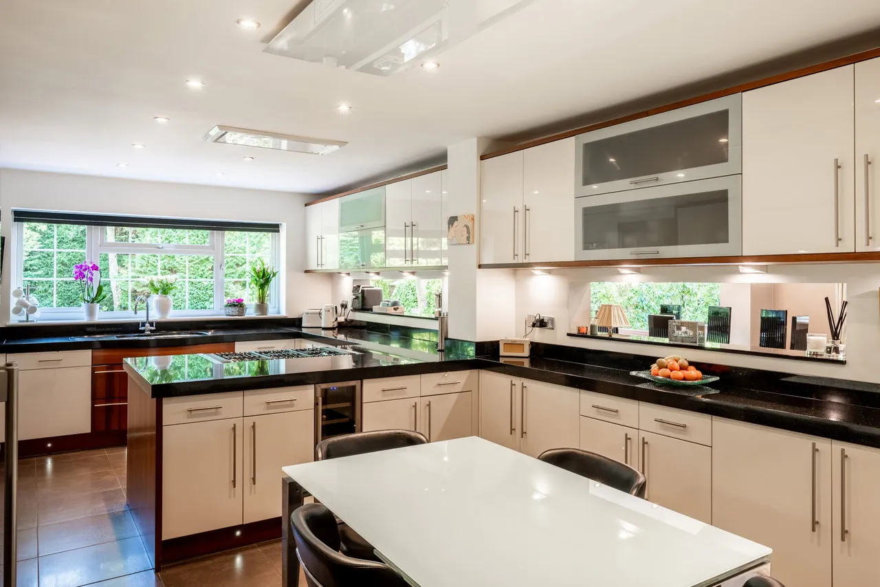 Park Drive, Little Aston, B74, photo 19