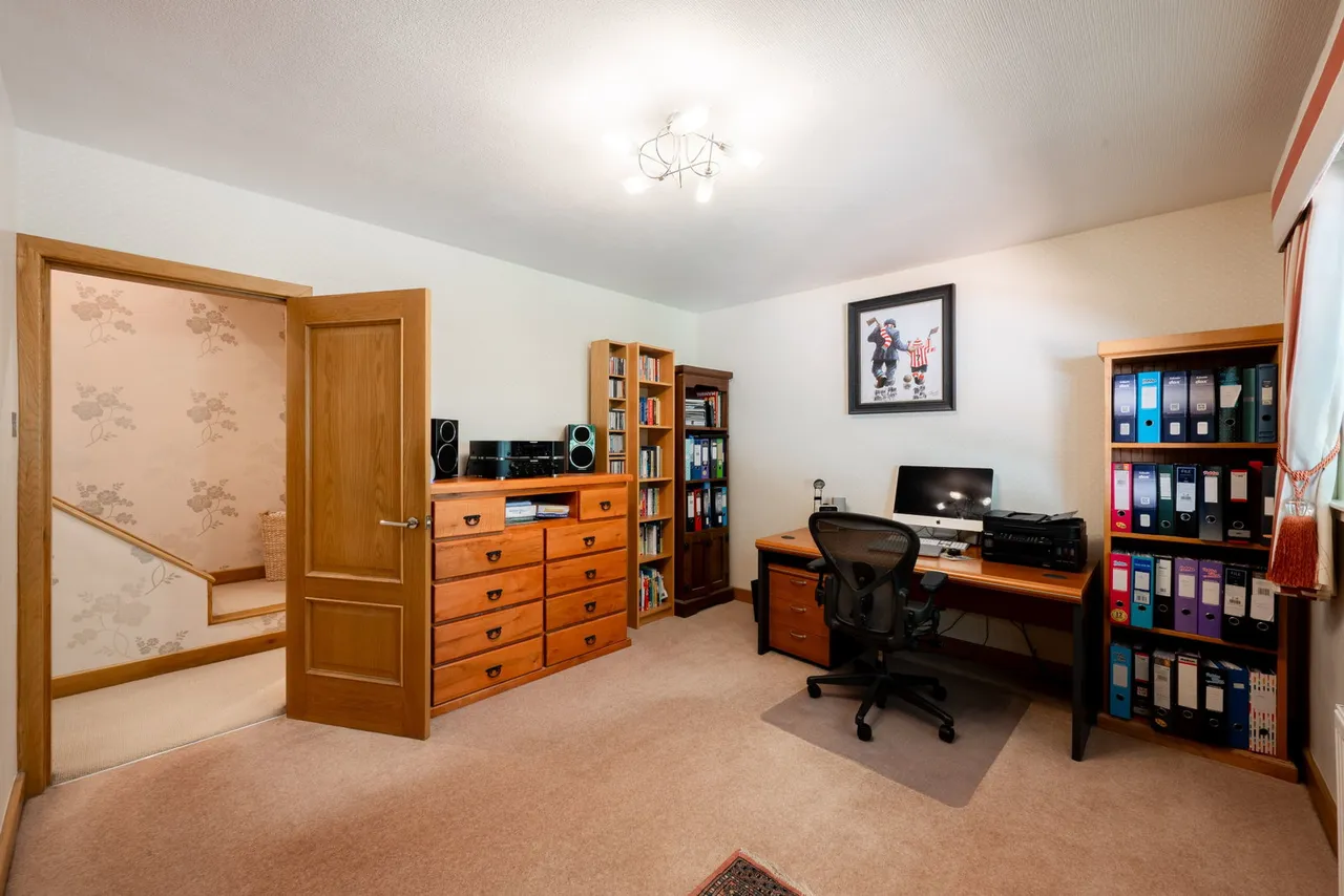 Park Drive, Little Aston, B74, photo 38