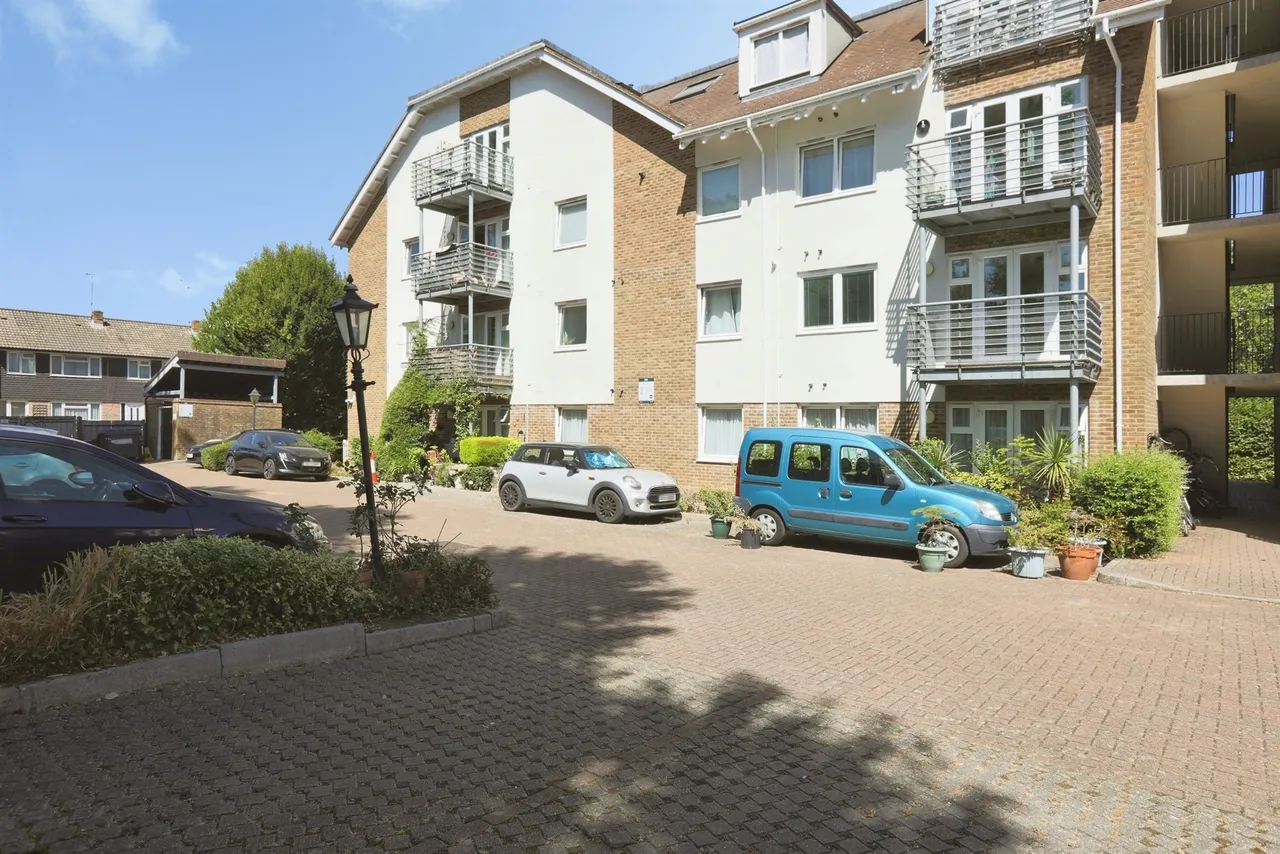 Harlands Road, Haywards Heath, RH16, photo 13