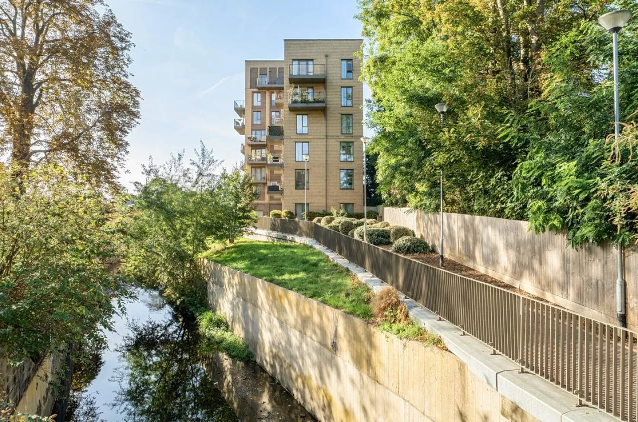 Adenmore Road, London, SE6, photo 10