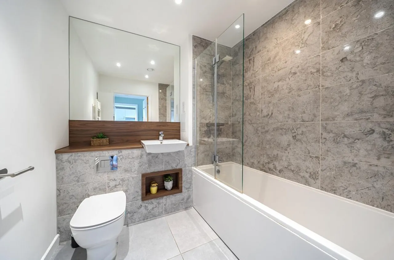 Adenmore Road, London, SE6, photo 9