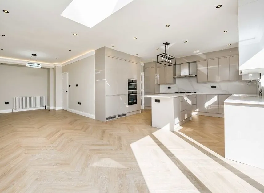 Beech Walk, Mill Hill, NW7, photo 7