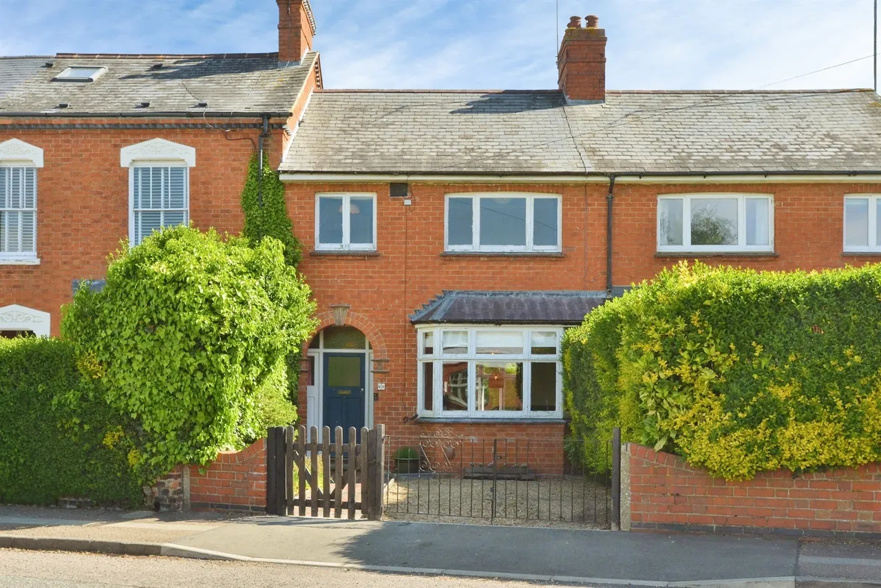 3 bed house for sale — Calverton Road, Stony Stratford, Milton Keynes