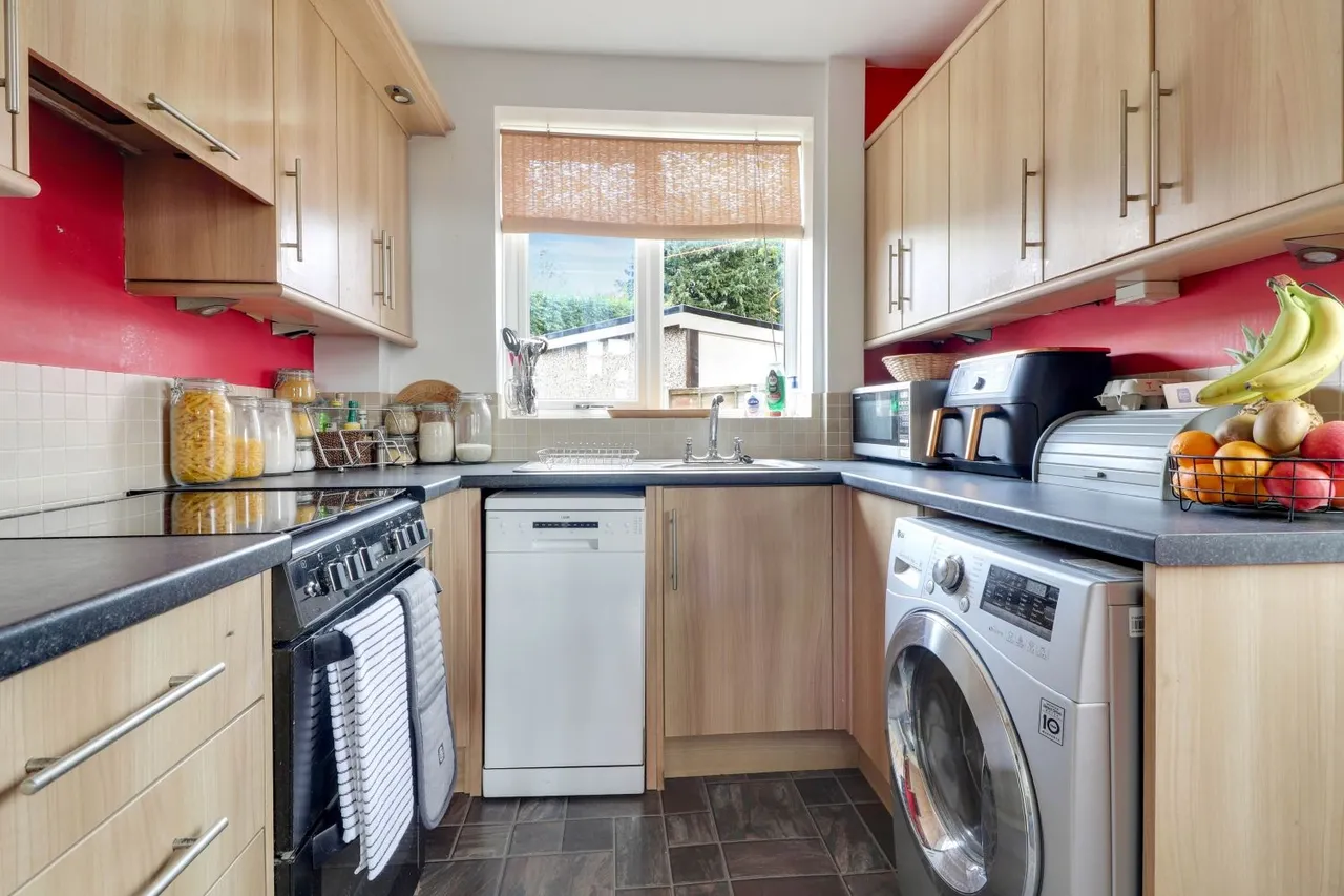 Montague Crescent, Garforth, LS25, photo 9