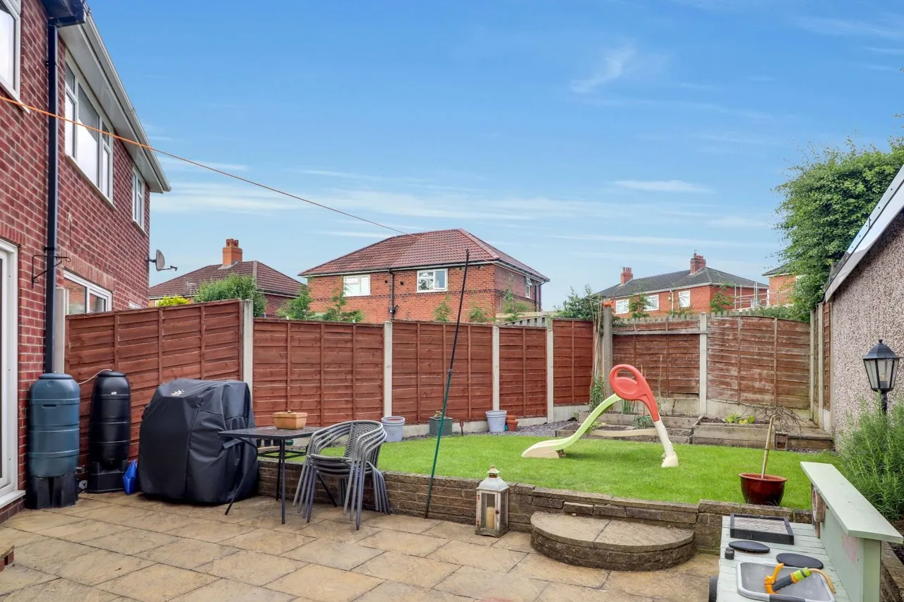 Montague Crescent, Garforth, LS25, photo 25
