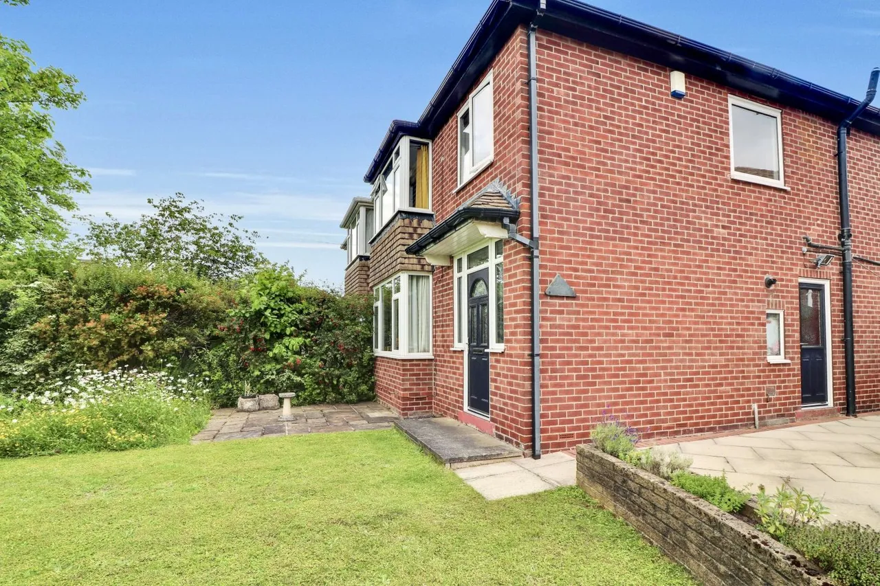 Montague Crescent, Garforth, LS25, photo 23