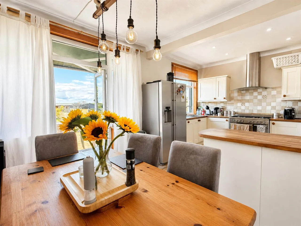 St. Anthonys Avenue, Eastbourne, BN23 6LN, photo 4