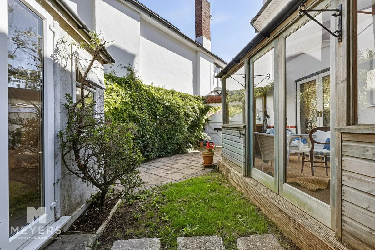 Glenroyd Gardens, Bournemouth, BH6, photo 32