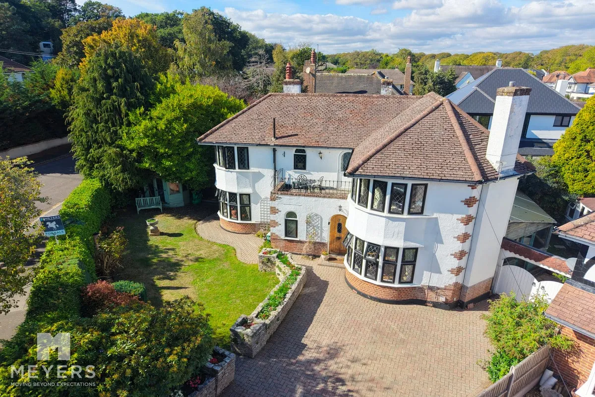 Glenroyd Gardens, Bournemouth, BH6, photo 2