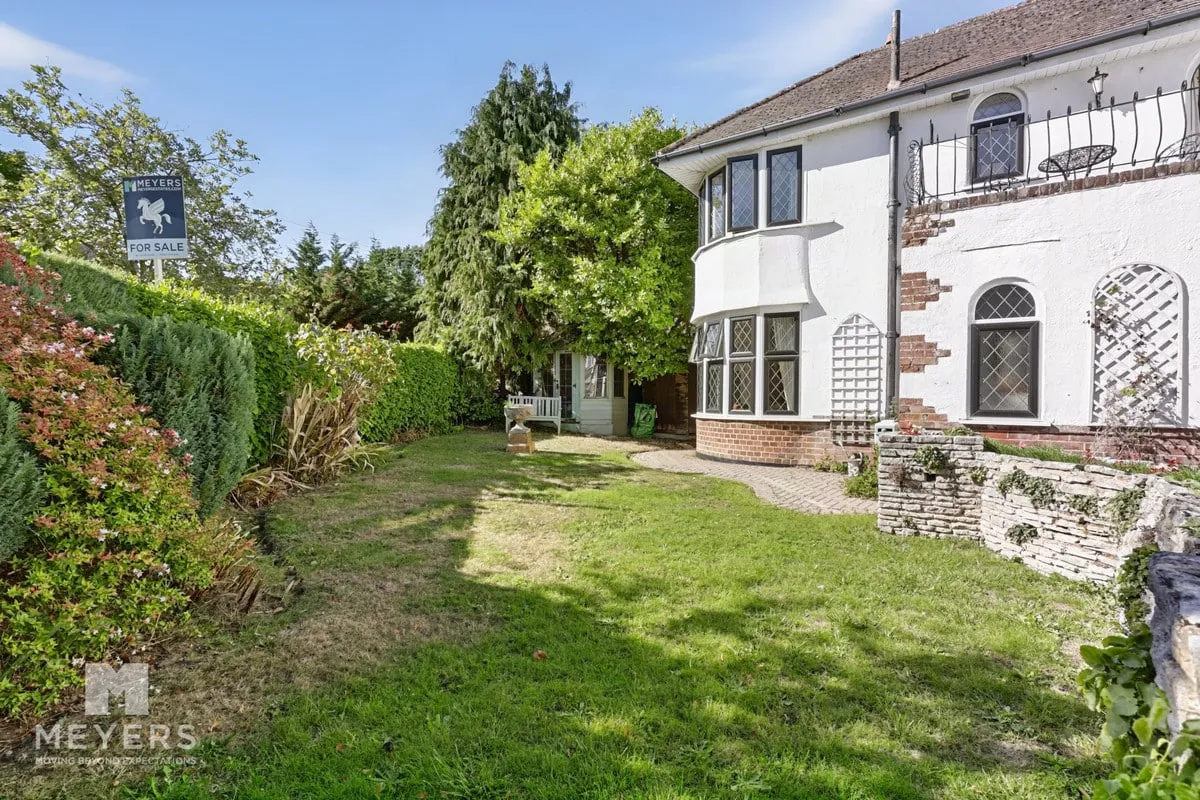 Glenroyd Gardens, Bournemouth, BH6, photo 3