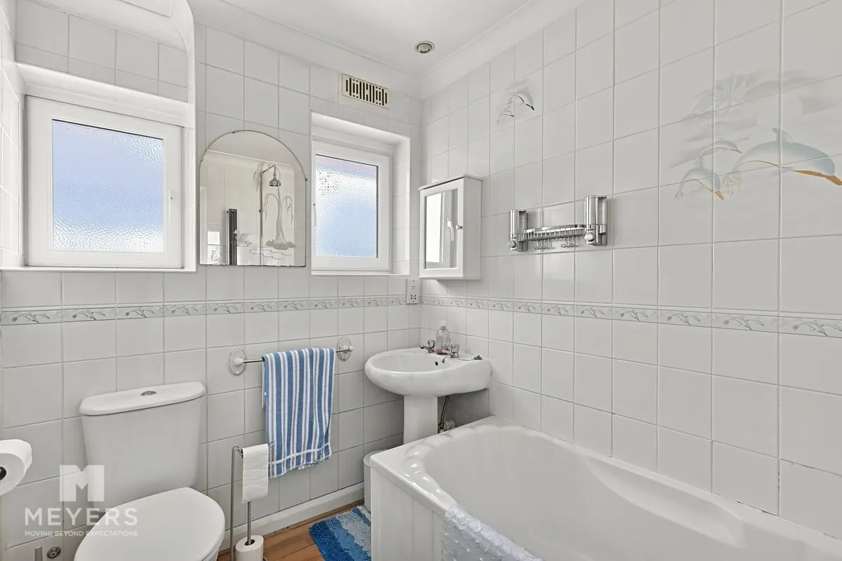 Glenroyd Gardens, Bournemouth, BH6, photo 10