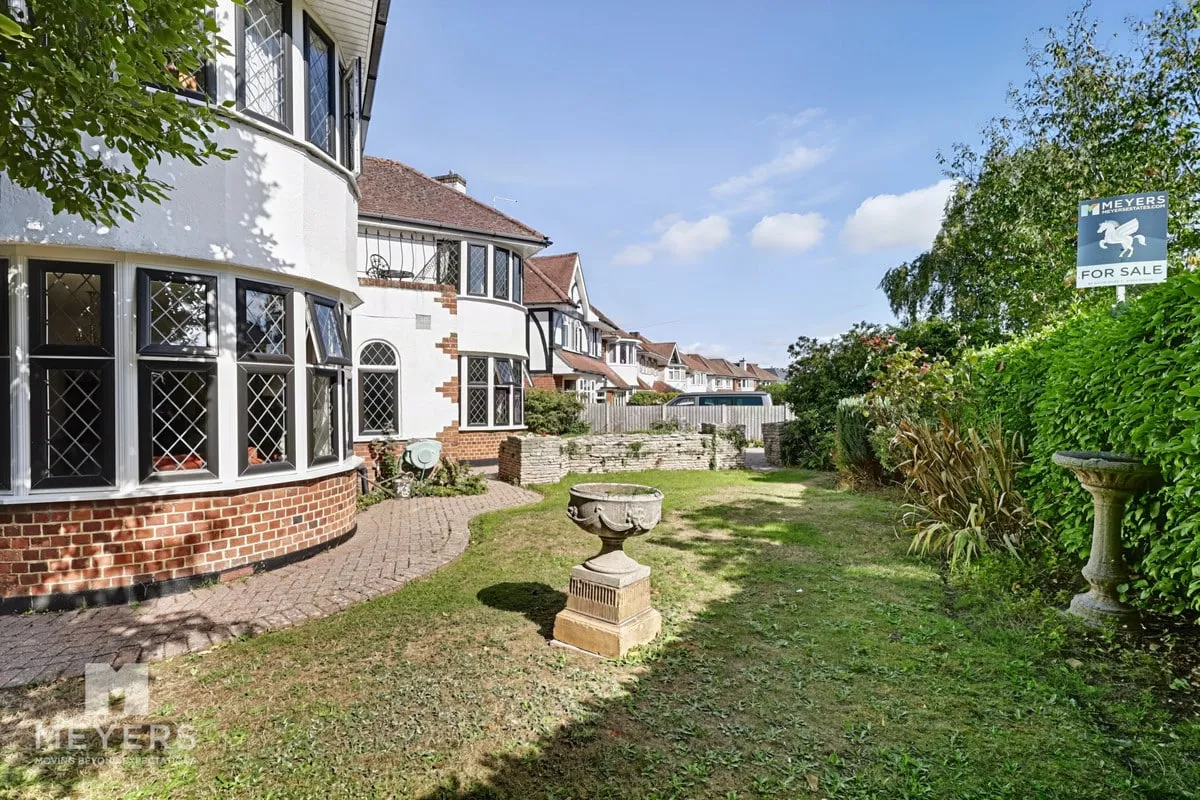 Glenroyd Gardens, Bournemouth, BH6, photo 36