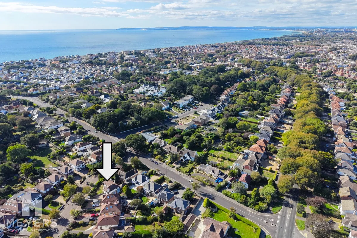 Glenroyd Gardens, Bournemouth, BH6, photo 38