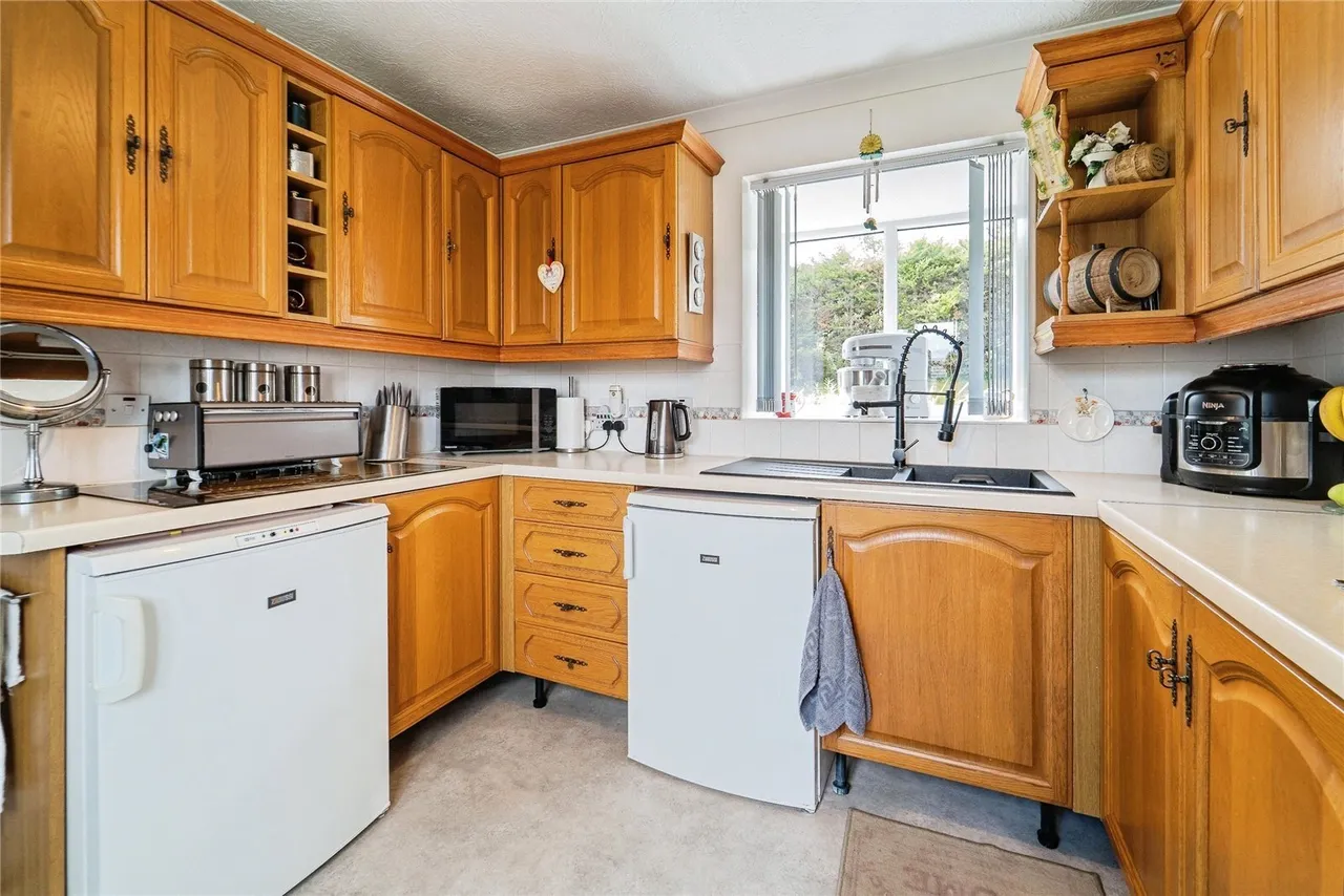 Pen Y Bryn, Begelly, SA68, photo 6