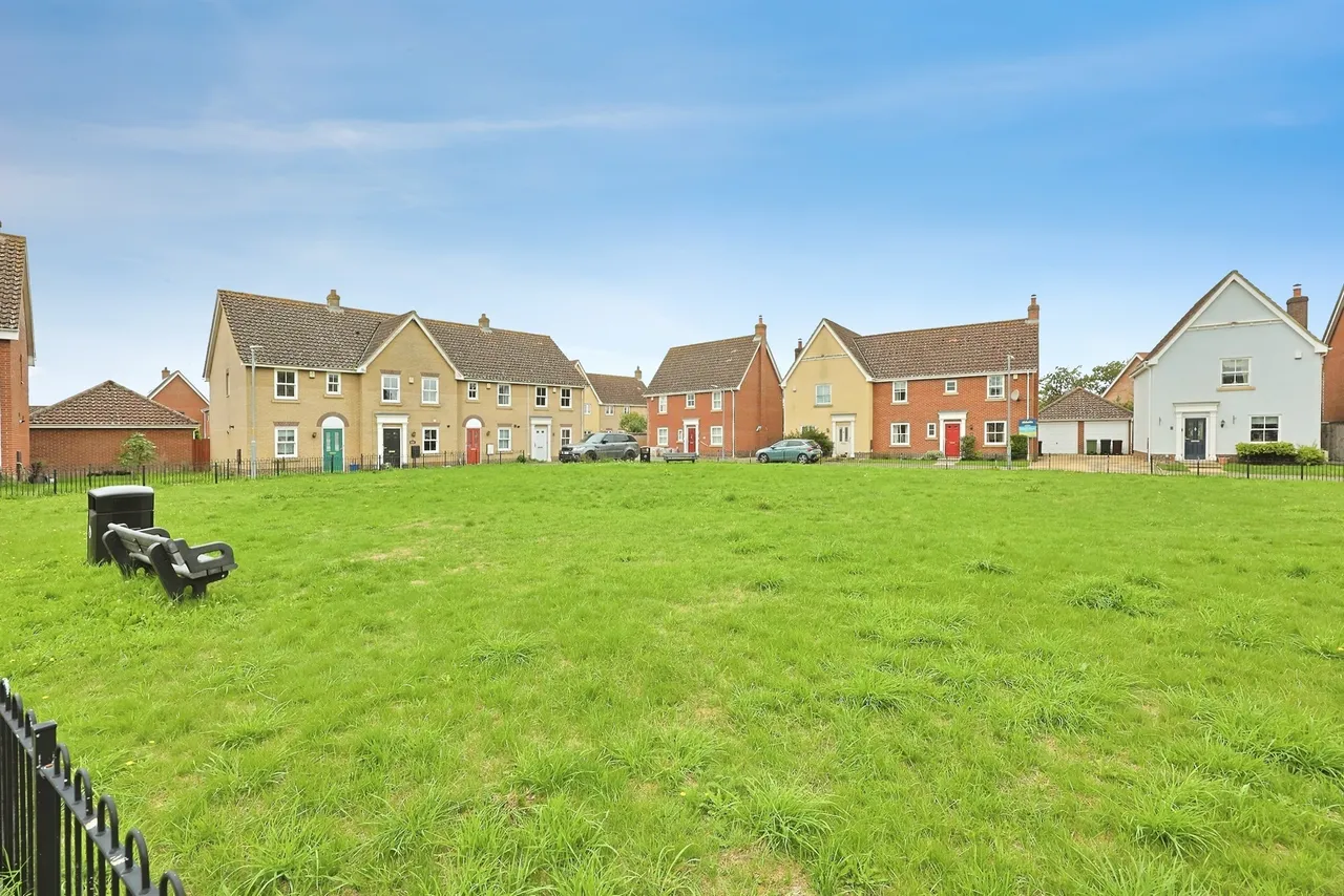 Field Maple Road, Watton, IP25, photo 21