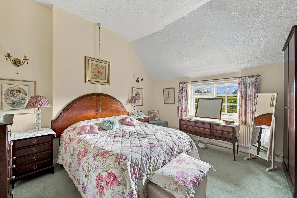New Road, Little London, RG26, photo 12