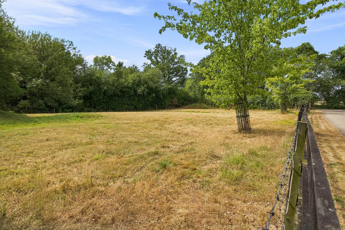 New Road, Little London, RG26, photo 34