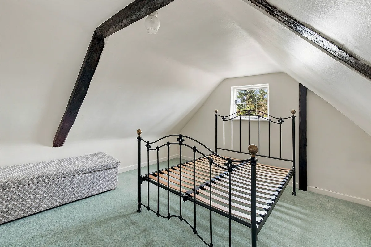 New Road, Little London, RG26, photo 21