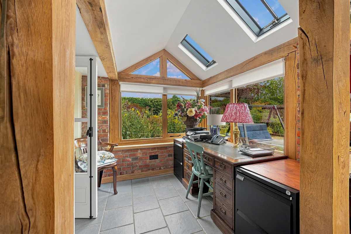 New Road, Little London, RG26, photo 11