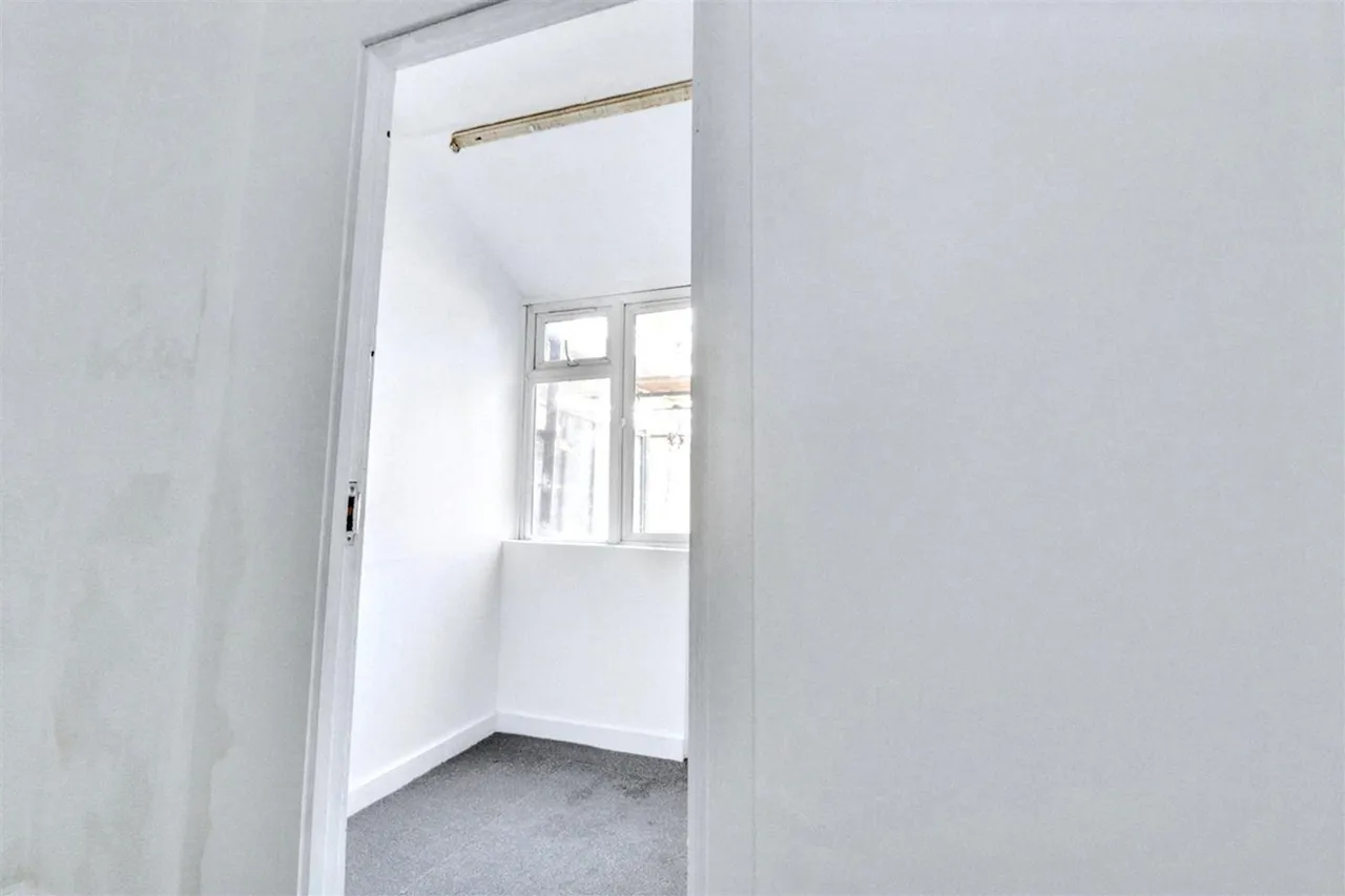 Colworth Road, E11, photo 8