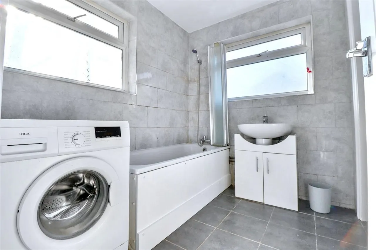 Colworth Road, E11, photo 4