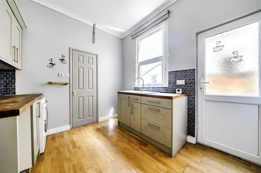 Shelley Street, Swindon, SN1, photo 5