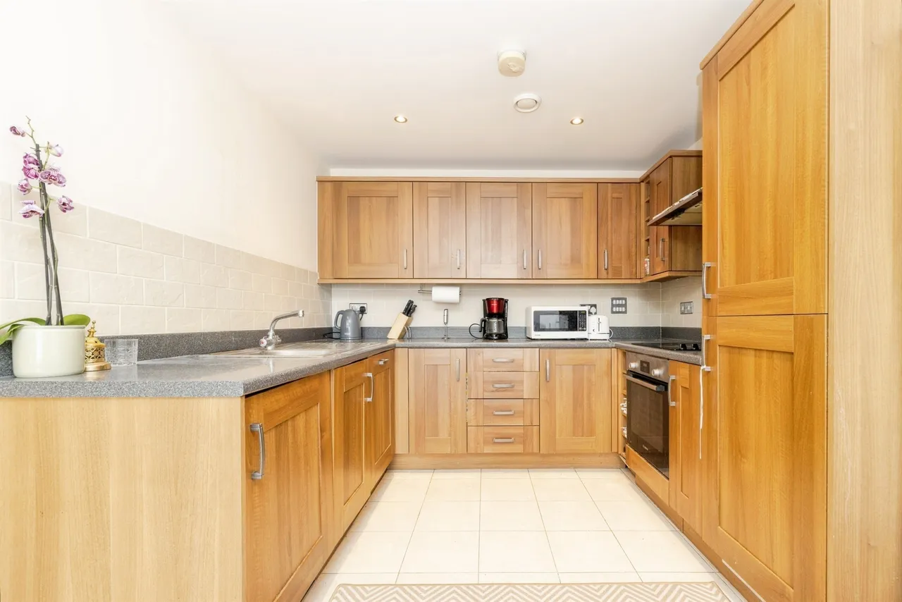 Wilmington Close, Watford, photo 4