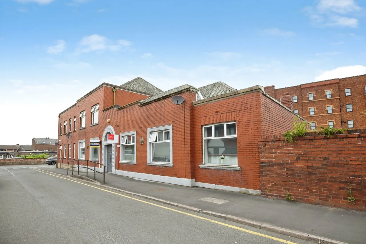 Peter House, Peter Street, Chorley, PR7, photo 14