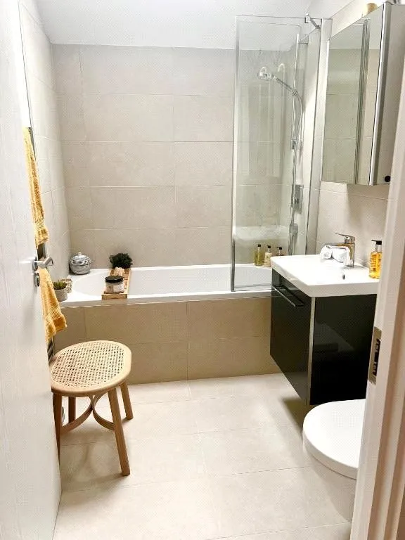 Flat 6, Lambert House, 108 Station Parade, Harrogate, North Yorkshire, HG1 1ER, photo 10