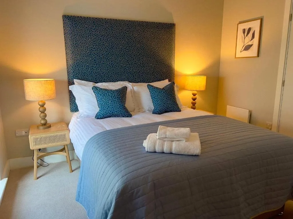 Flat 6, Lambert House, 108 Station Parade, Harrogate, North Yorkshire, HG1 1ER, photo 11