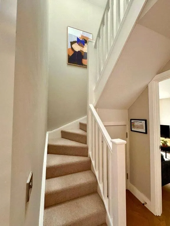Flat 6, Lambert House, 108 Station Parade, Harrogate, North Yorkshire, HG1 1ER, photo 8