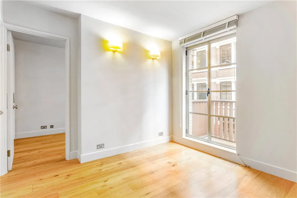 Queen Elizabeth Street, London, SE1, photo 17