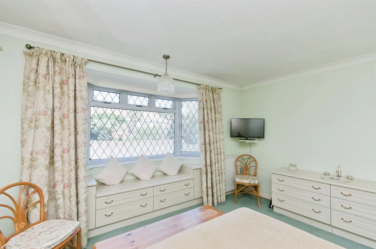 Winston Drive, Bexhill-On-Sea, TN39, photo 12