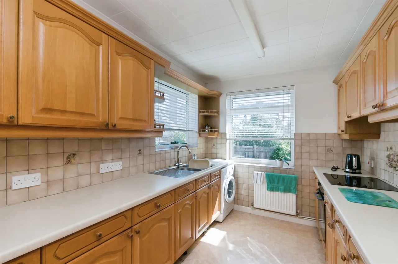 Winston Drive, Bexhill-On-Sea, TN39, photo 2