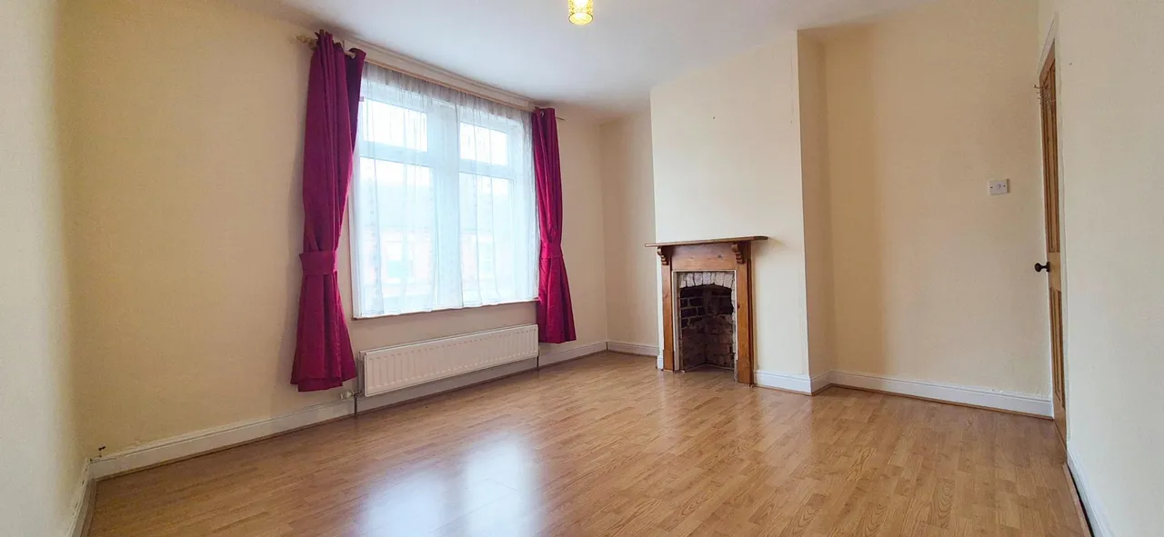 Clarendon Park Road, Clarendon Park, Leicester, LE2, photo 9