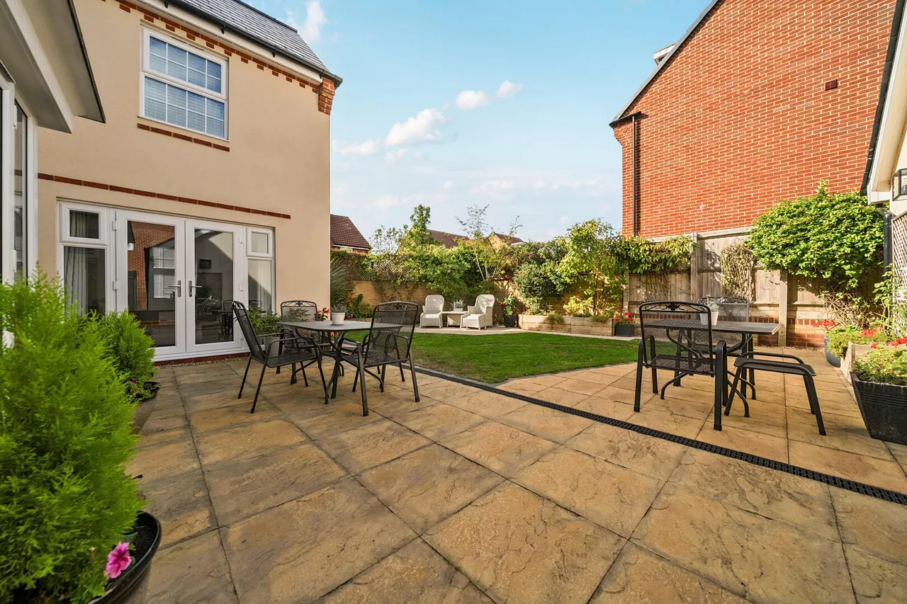 Erghum Lane, Devizes, SN10, photo 21
