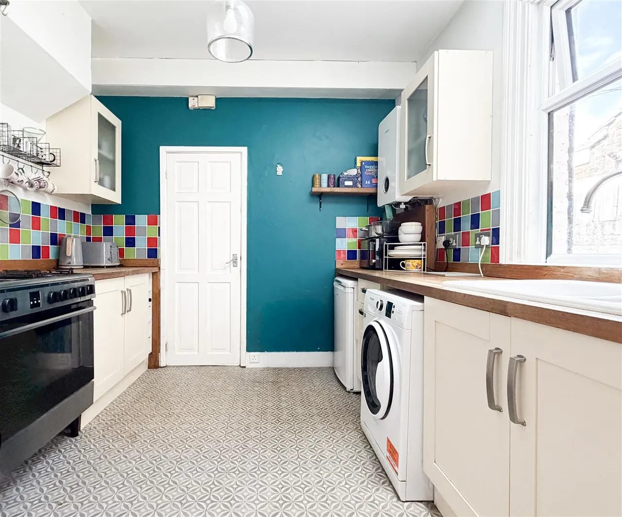 Clarence Road, Eastbourne, BN22 8HH, photo 7