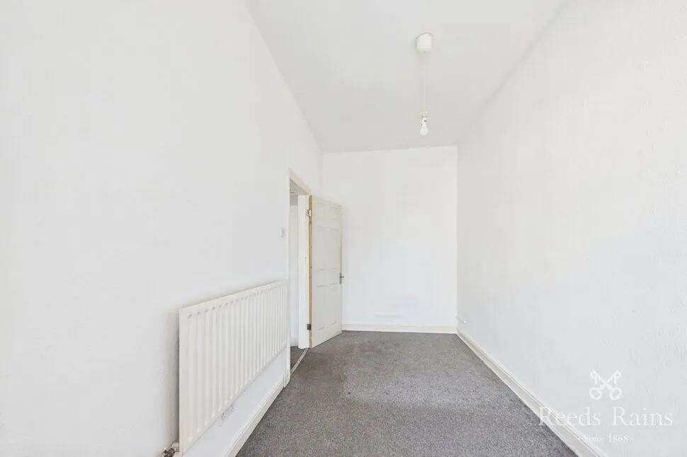 Paley Terrace, Bradford, BD4, photo 14