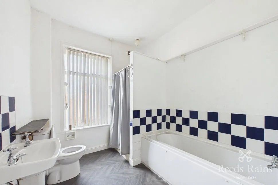 Paley Terrace, Bradford, BD4, photo 4