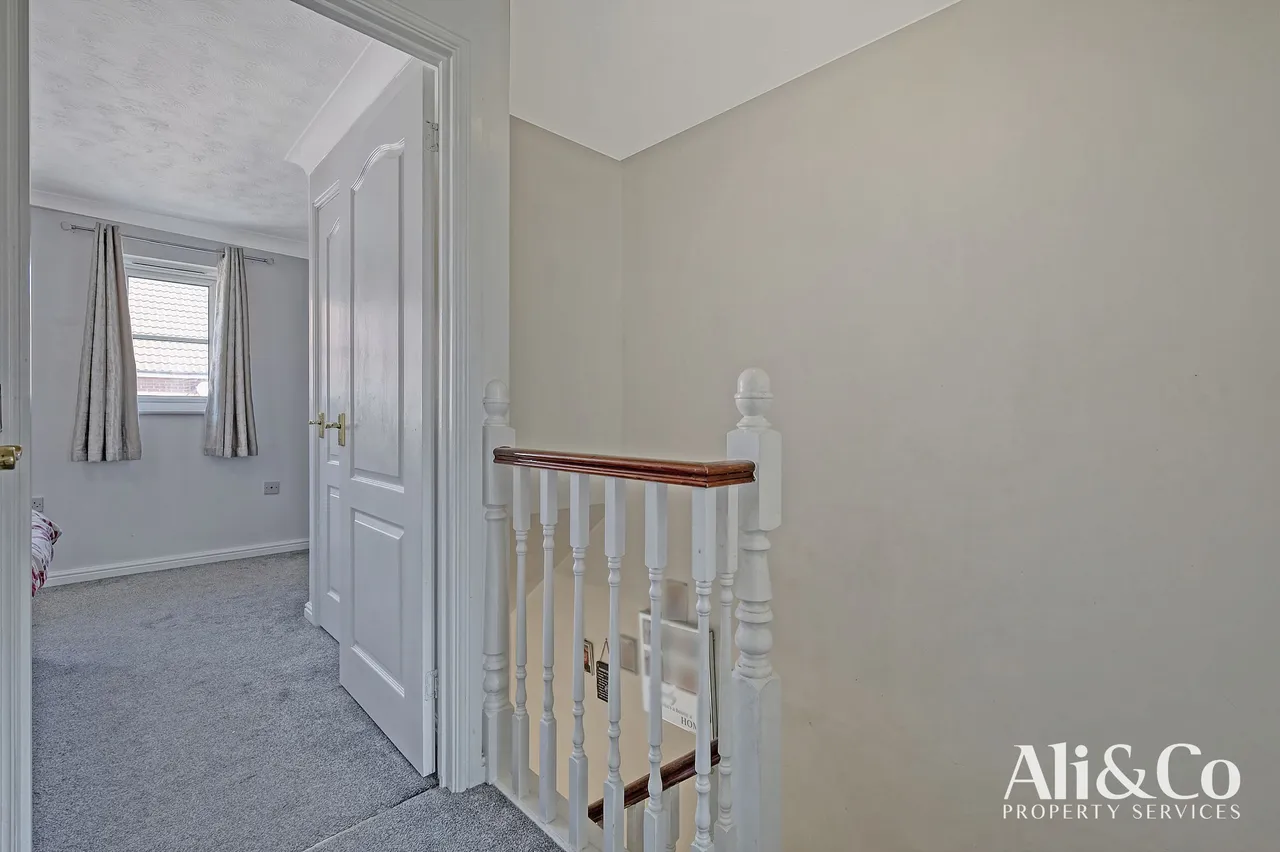 Grenville Road, Chafford Hundred, Essex, RM16 6BG, photo 14