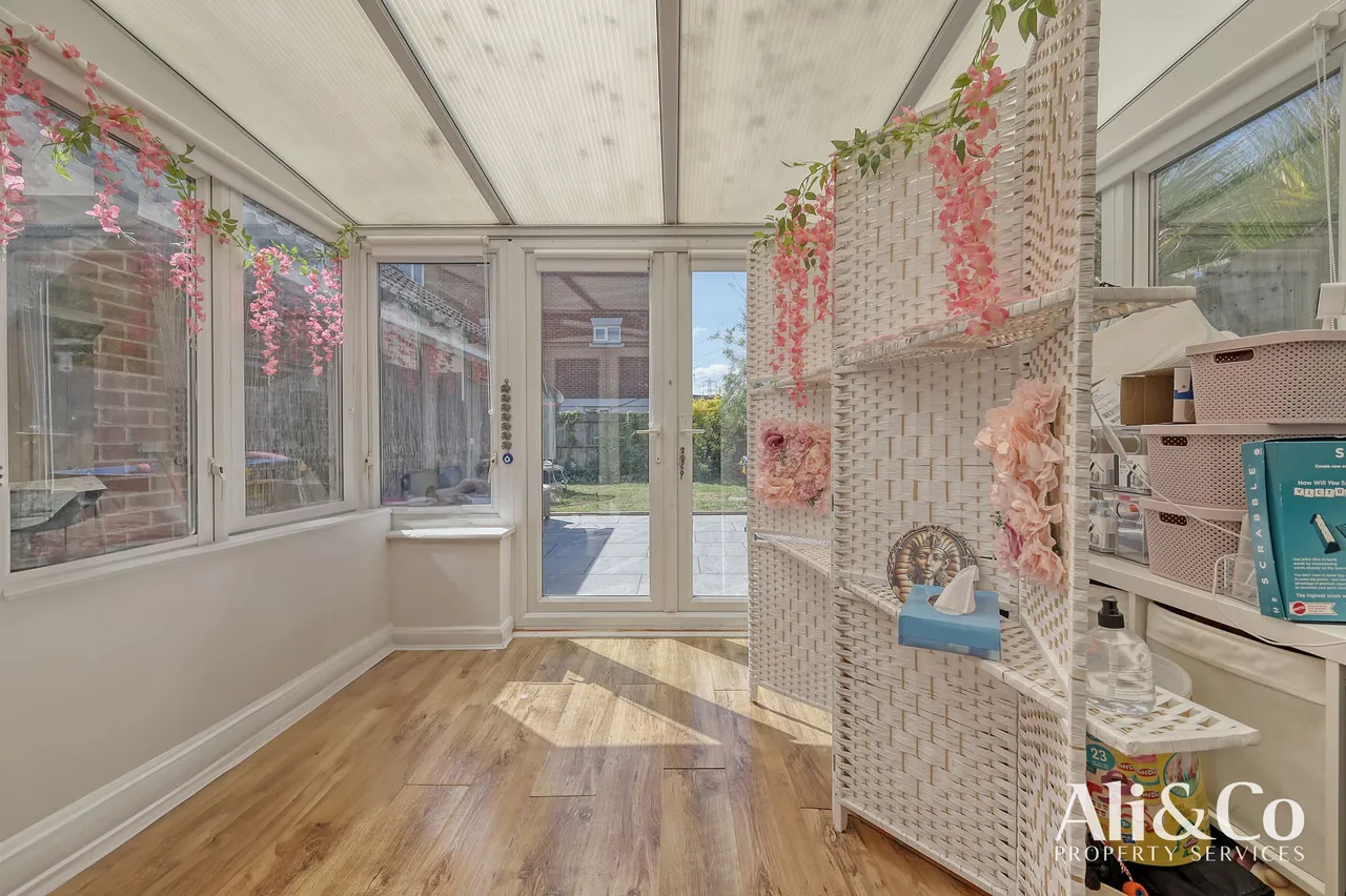 Grenville Road, Chafford Hundred, Essex, RM16 6BG, photo 12