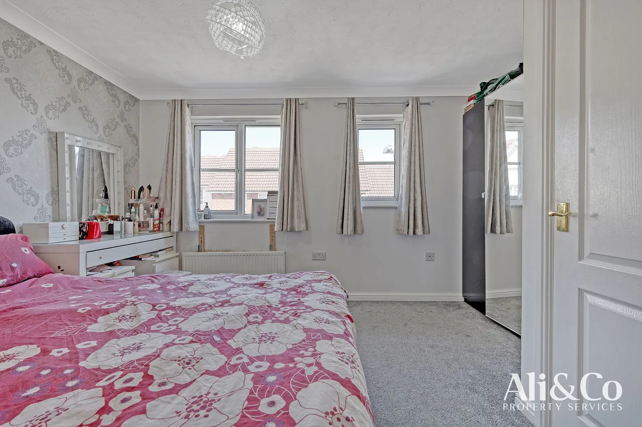 Grenville Road, Chafford Hundred, Essex, RM16 6BG, photo 16